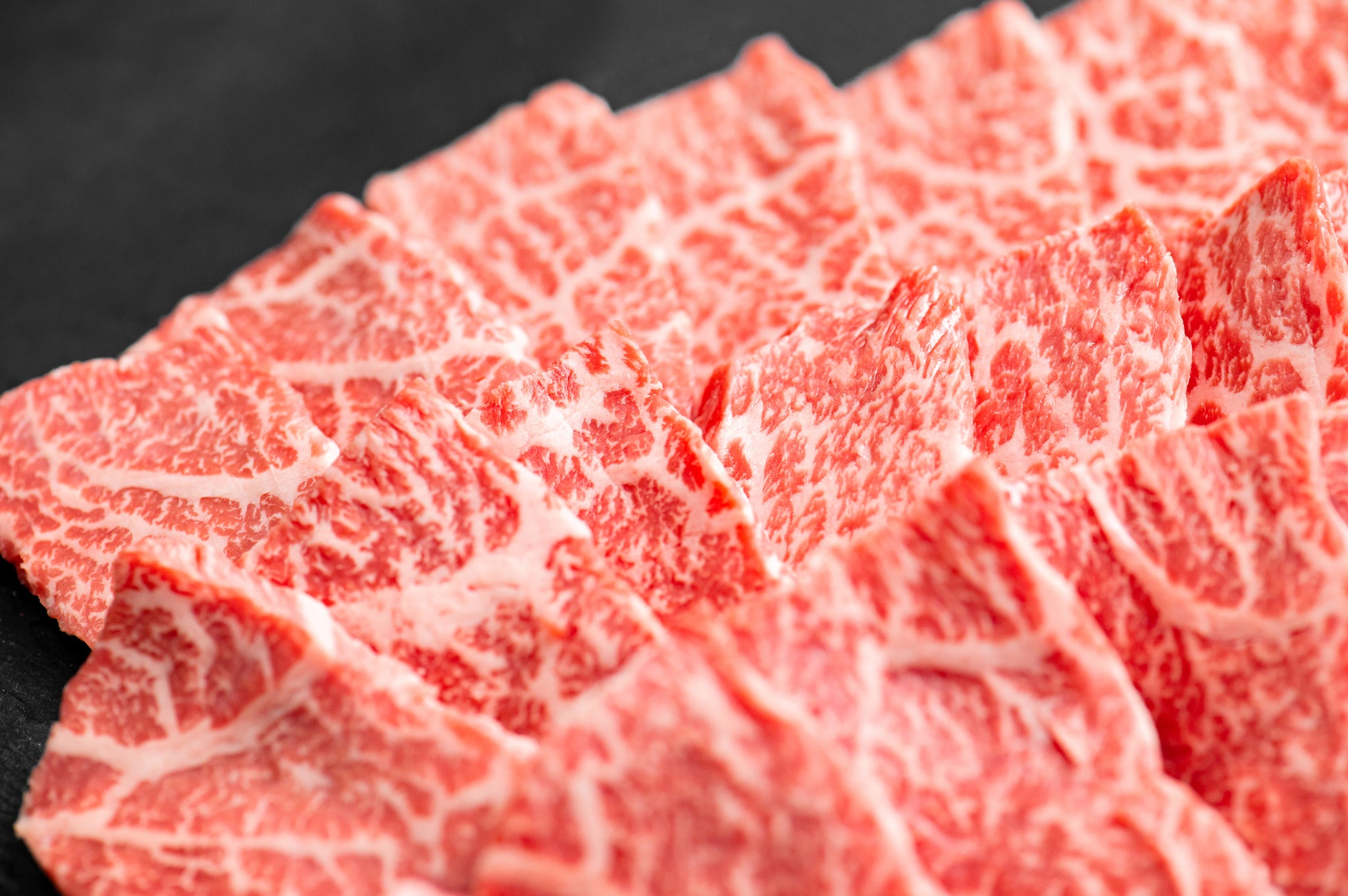 メス牛> 飛騨牛 最高A5等級 赤身モモ・カタ 焼肉用 500g～ – 合同会社木立ミート